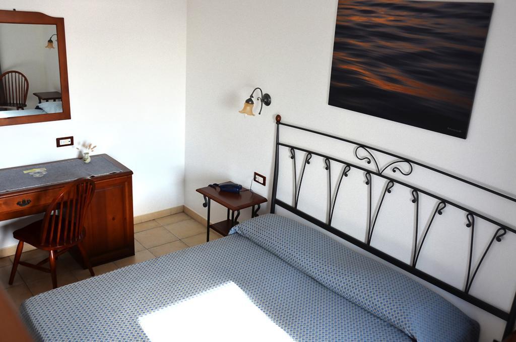Hotel Punta Barone Santa Marina Salina Luaran gambar